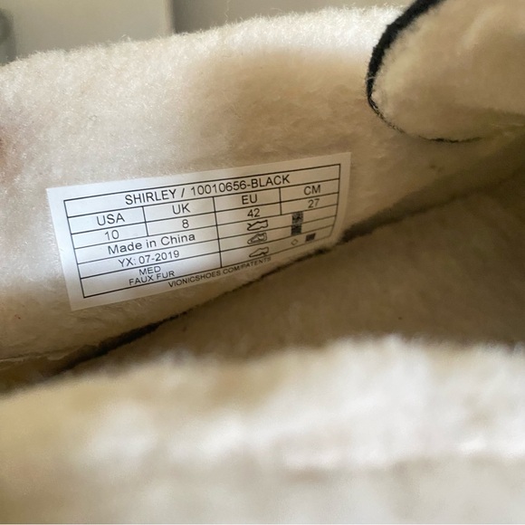 Vionic Black and Cream Women's Slippers - Picture 4 of 8